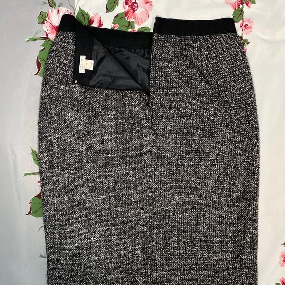 B&W Shimmer Tweed Pencil Skirt - Picture 3 of 5